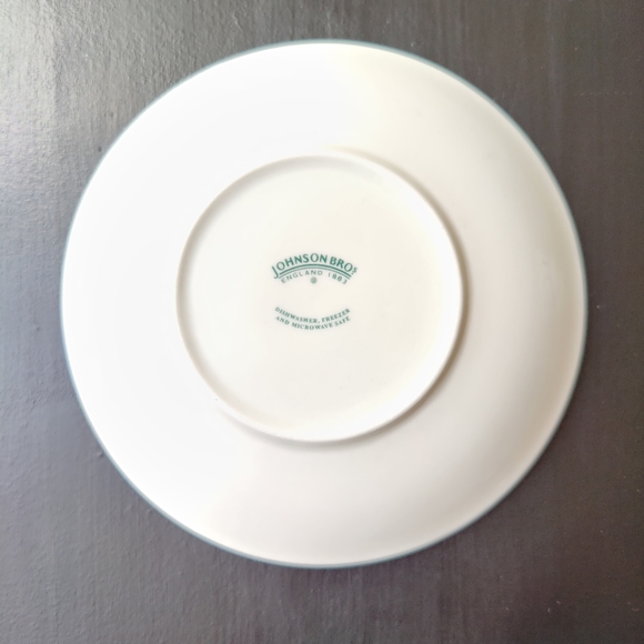 Johnson Bros | Blue Willow Cup & Saucer 🔵 - Picture 4 of 11